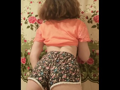 ❤️ Una ghjovana sexy si spoglia i pantaloncini davanti à a camera ️❌ Video cazzo  à porn co.redpornpictures.ru